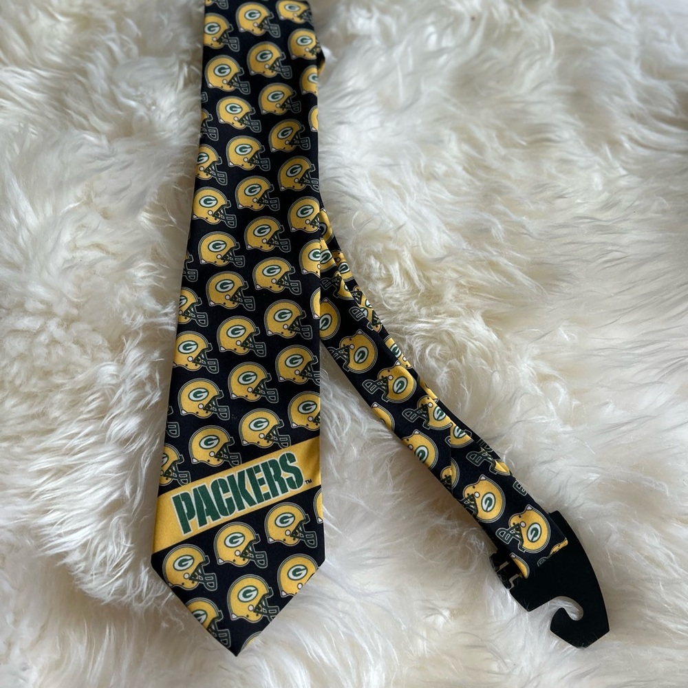 Vintage Greenbay Packers 59” long neck tie - Ralph Marlin
